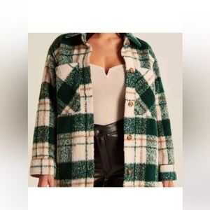 Abercrombie & Fitch Green and Cream Plaid Teddy Jacket
